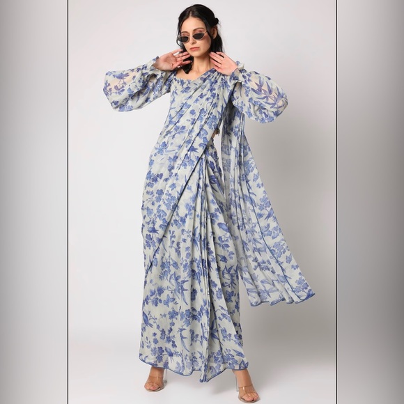 Designer Paulmi and Harsh predraped sari - Picture 2 of 4